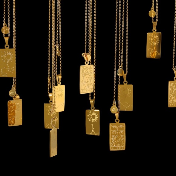 ๐18K gold plated zodiac square pendant necklace - Picture 2 of 14